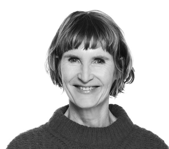portraet von anika komsthoeft texterin fuer webseiten werbung und seo texte aus hamburg